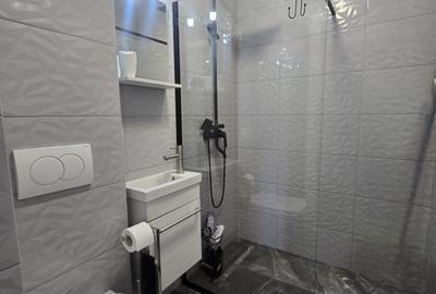 Apartament cu 3 camere semidecomandat, mobilat în Florești - 9