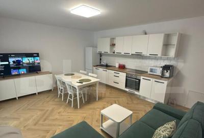 Apartament de vanzare, cu 3 camere, 63.12 mp + balcon 9 mp,