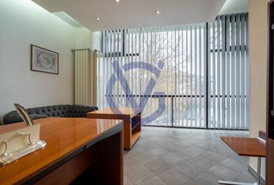 BIROURI - CLINICA - COMERCIAL - Ocazie Investitie - Bd. Unirii - COMISION 0% - 17