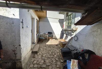 Casă cu Teren 300 Mp în Muncitoresc - 11