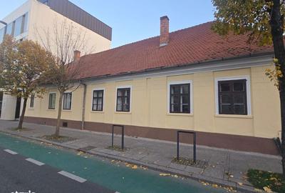 Spațiu comercial, de 152 mp, în Ultracentral