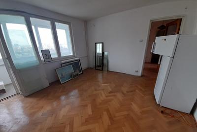 Apartament semidecomandat în Obor