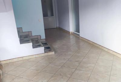 Casă cu 6 camere cu Teren 600 Mp în Central - 2