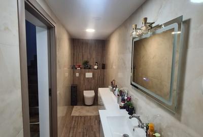 Casă cu 5 camere,  S+P+Mansarda-zona centrală Oradea(Strada Primariei) - 8