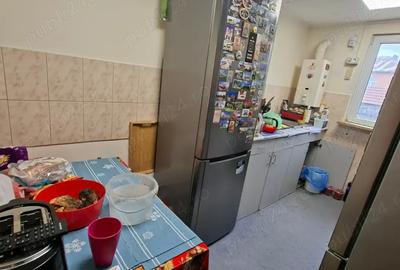 Casă cu 3 camere cu Teren 2000 Mp în Central - 8