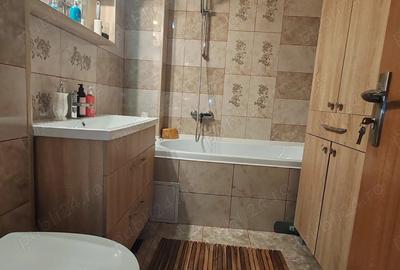 Apartament 4 camere Ultracentral, etaj 2, centrala, 2 balcoane - 3