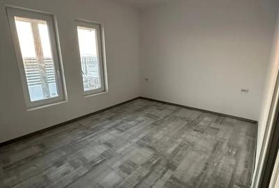 Casă cu 4 camere cu Teren 350 Mp în Berceni - 6