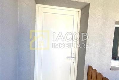 Casă individuală cu 2 camere cu Canalizare în Banca Națională - 13