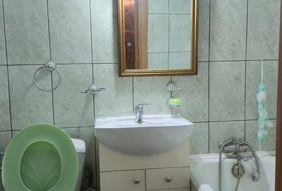 Apartament cu 3 camere decomandat în Drumul Taberei - 12