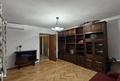 Apartament cu 3 camere semidecomandat în Lujerului