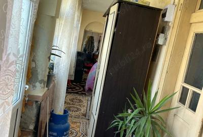 Casă cu 4 camere în Gostavățu - 3