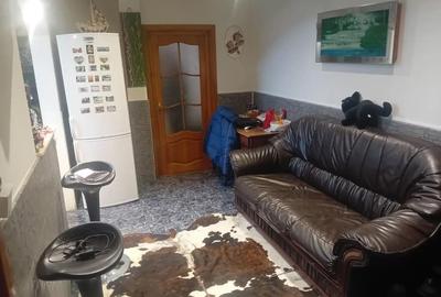 Apartament cu 2 camere decomandat în Precista - 11