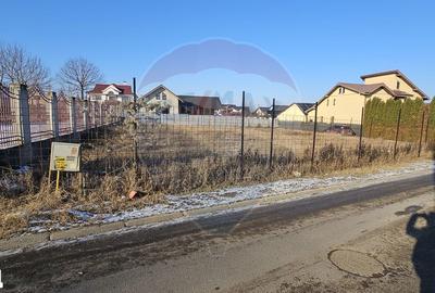 Teren de 750 mp, în Mărgineni - 1
