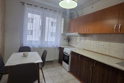 Apartament cu 2 camere decomandat în Central - 2