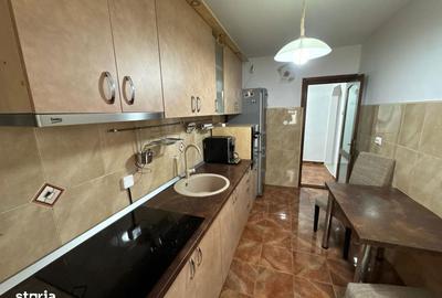 Apartament cu 3 camere, mobilat în Tractorul - 5