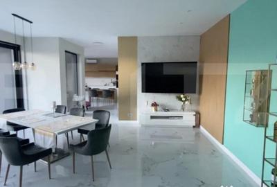 Casă cu 7 camere cu Teren 1507 Mp în Central - 16