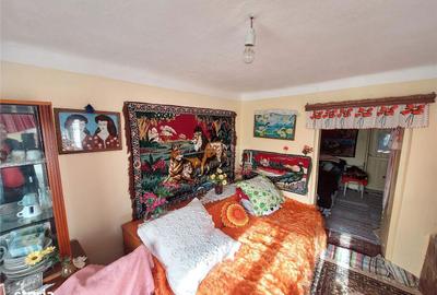 Casă cu 4 camere în Central - 4