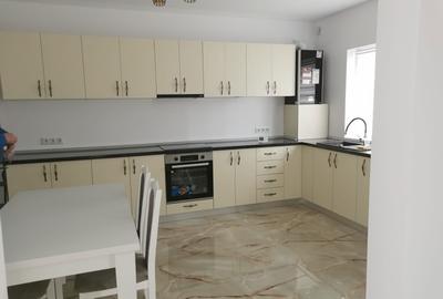 Casă cu 3 camere cu Teren 250 Mp în Exterior Vest - 3