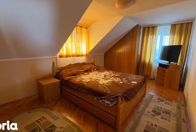 Casă cu 7 camere cu Teren 1388 Mp în Bradu - 17