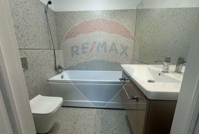 Casă cu 3 camere cu Teren 90 Mp în Central - 12