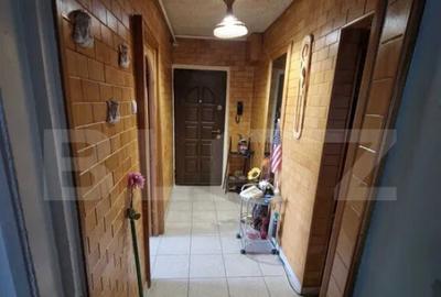 Apartament de vanzare cu 3 camere, 76 mp utili, zona Carpati - 7