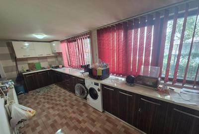 Apartament cu 3 camere decomandat în Obor - 6