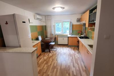 Apartament 2 camere Lux cu Loc de Parcare langa Metrou Favorit - 6