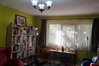 Casă cu 5 camere cu Teren 400 Mp în Giroc - 1