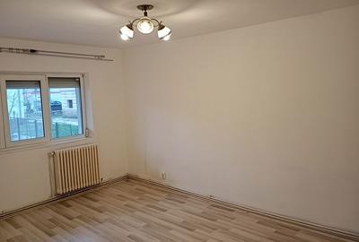 Apartament cu 3 camere decomandat în Central - 8
