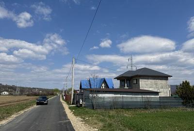 Teren de 4500 mp, în Exterior Vest - 4