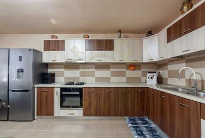 Casa in Com. Cateasca, Sat Sili?tea - Comision 0 - 3