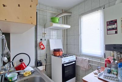 Apartament cu 3 camere în Micro 40 - 4