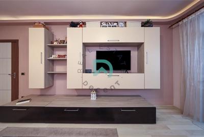 Apartament cu 3 camere decomandat în Tractorul - 17