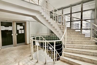 Birou, de 20 mp, în Centrul Civic - 8