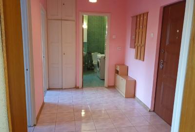 Inchiriez apartament ultracentral 2 camere decomandate - 3