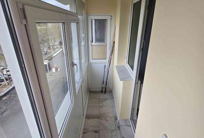 Apartament cu 3 camere decomandat în Giurgiului - 3