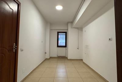 Vitan Mall stradal -bloc 2012- birou - 8