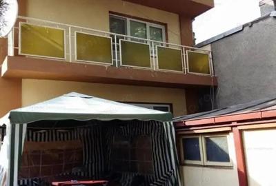 Vila P+1 -2 corpuri pretabila 2 FAMILII zona Centrala(C Galati-Independentei) 216mp construtiiti - 13