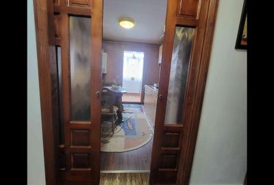 Apartament cu 3 camere decomandat în Central - 2