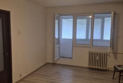 APARTAMENT 2 CAMERE, METROU 1 DEC 1918, MOBILAT-UTILAT - 2
