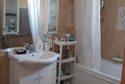 Casă cu 5 camere cu Teren 550 Mp în Central - 2
