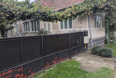 Casă cu 4 camere în Ogra - 8