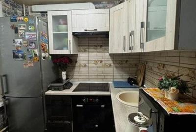 Apartament cu 2 camere decomandat în Rahova
