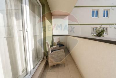 Apartament cu 3 camere semidecomandat, mobilat în Tractorul - 11