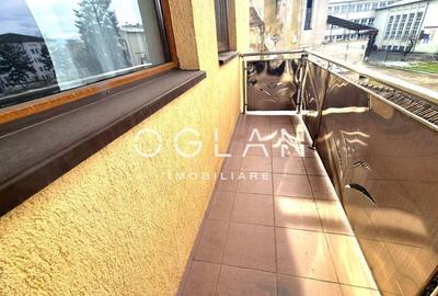 Apartament cu 3 camere semidecomandat, mobilat în Piața Cluj - 8