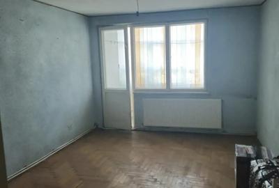 Apartament 3 camere etaj 2 zona Centrala - 3