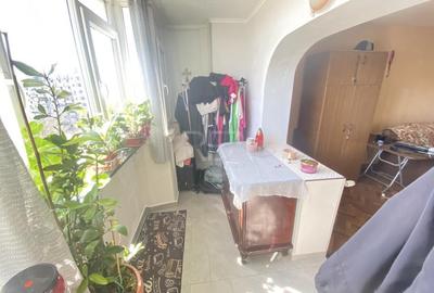 Apartament cu 3 camere decomandat în Rahova - 4