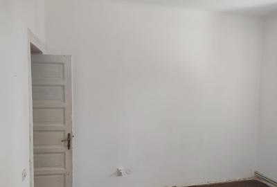 Apartament 2 camere,zona Eminescu - 2