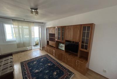 Apartament cu 3 camere decomandat în Casa de Cultură - 2