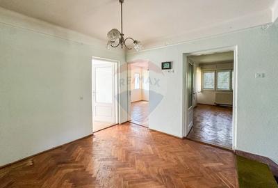 Casă individuală cu 4 camere cu Garaj în Central - 11